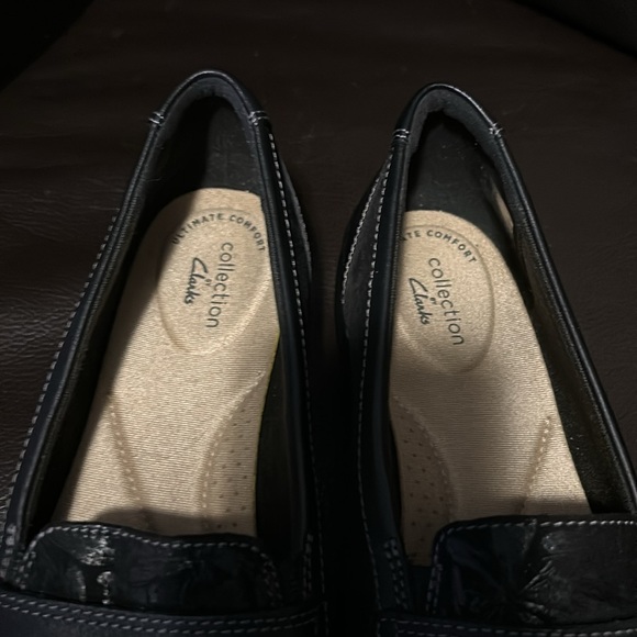 Like New! Clark’s Cora ‘Daisy’ Black - Picture 6 of 6